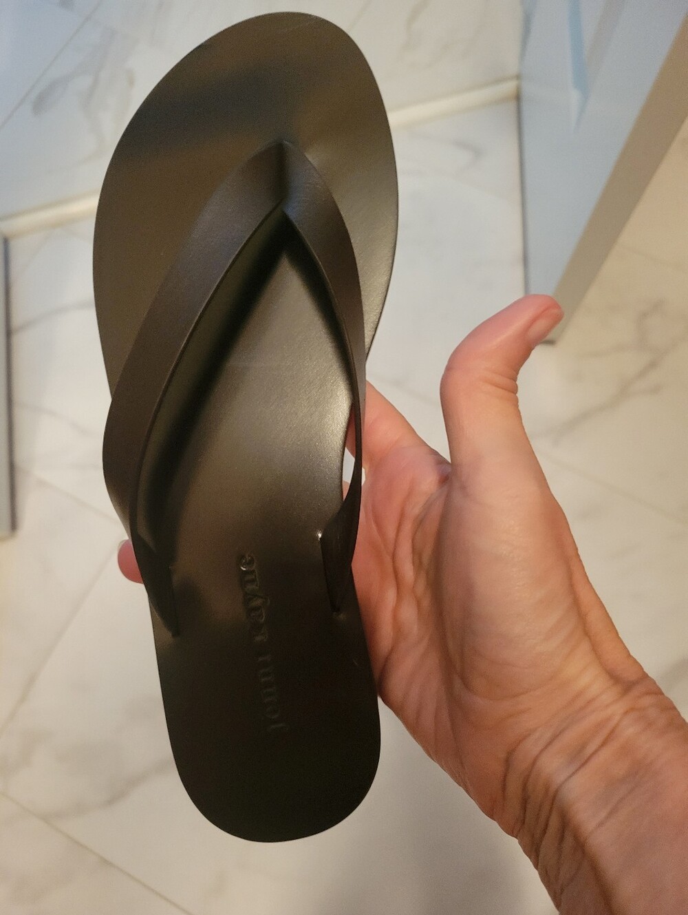 Jenni Kayne Black Leather Flip Flop Sandal